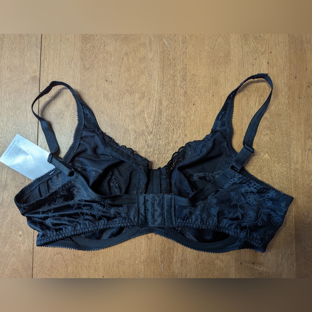 3/$12 Elegant Black Lace Bra - Picture 3 of 3